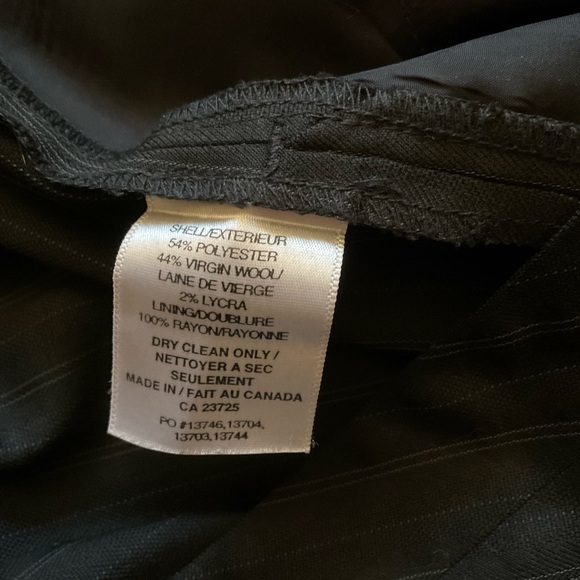 ✨ Aritzia Talula Babaton TEN Virgin Wool Blend Wide-Leg Flare Pinstriped Pants - Picture 4 of 7